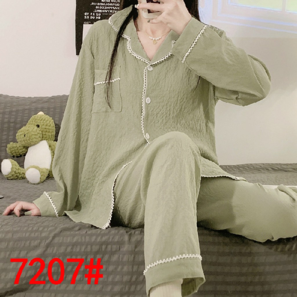 698494323769 รองเท้าโลก XXL 2025