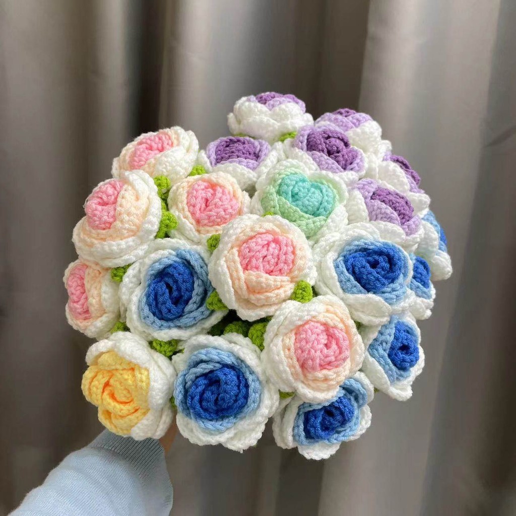 Knitted Rose Yarn Bouquet Finished Product Teacher's Day Gift Mother's Day Valentine's Day Hand-Knit