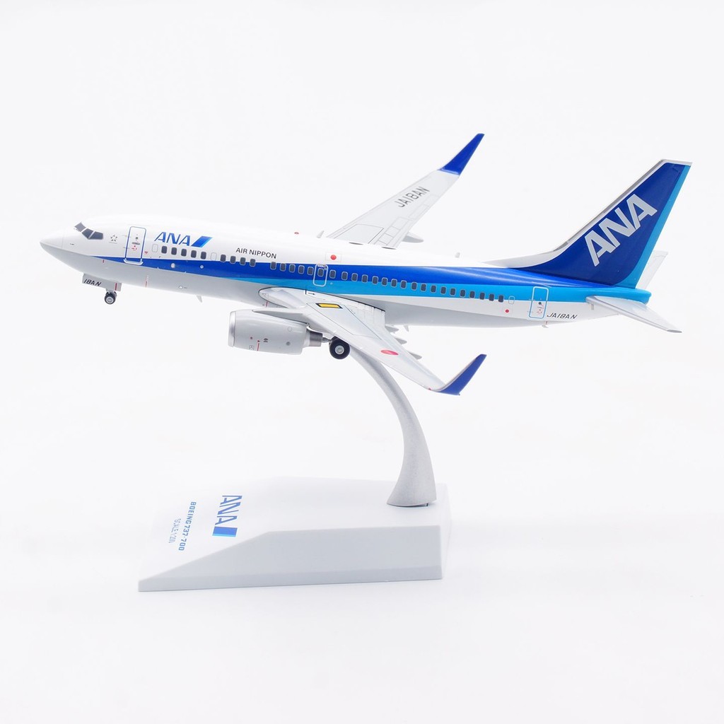 Jcwings 1: 200 โมเดลเครื่องบินโลหะผสม All Japan Airlines โบอิ้ง B737-700 JA18AN