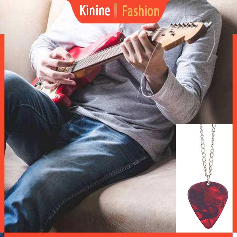 KIN Horror Film Eddie Munson Guitar Pick Pendant Necklace for TV Drama Fans Friend