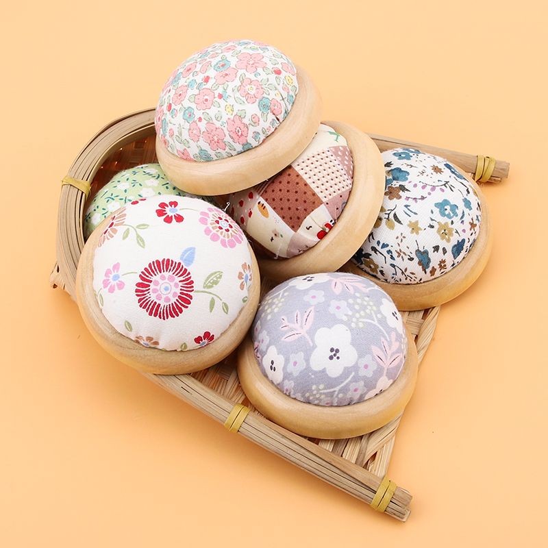 木底圆形针扎手工DIY手缝扎针器绣针收纳可爱缝纫配件工具针插包Wooden bottom circular needle tying, handmade DIY, hand sewn needle t