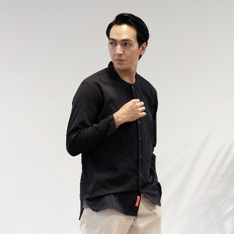 KEMEJA KATUN WAYDEE – AYDIN BURGUNDY LS | เสื้อ มะพร้าว ผู้ชายมุสลิมผ้าฝ้ายพรีเมี่ยมธรรมดา - สีเบอร์