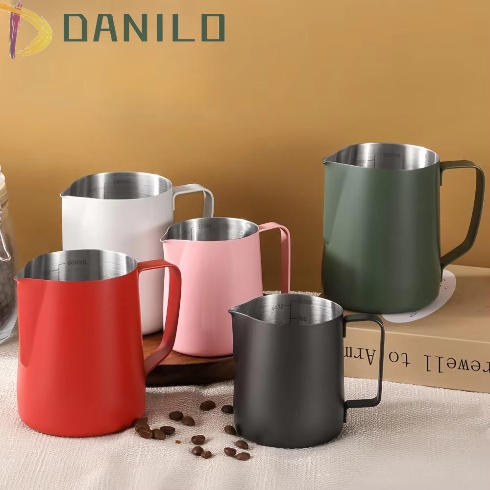 DANILO กาแฟนม Frothing Pitcher, สแตนเลส 350/600ml Latte Art ถ้วย, เครื่องมือห้องครัวพร้อม Scale V รูปร่าง Spout สนิมนม Frother เหยือก Cappuccino