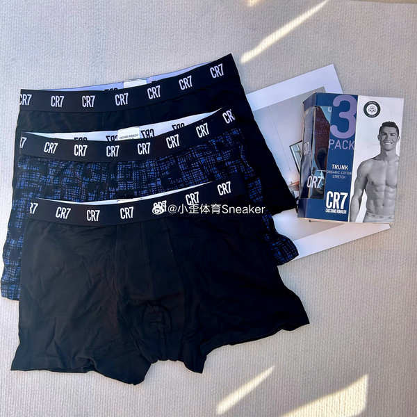 gx3 underwear กางเกงใน gx3 CR7 ชุดชั้นในชายผ้าฝ้ายแท้อินเทรนด์ C Luo กางเกงบ็อกเซอร์ชายกล่องของขวัญใ