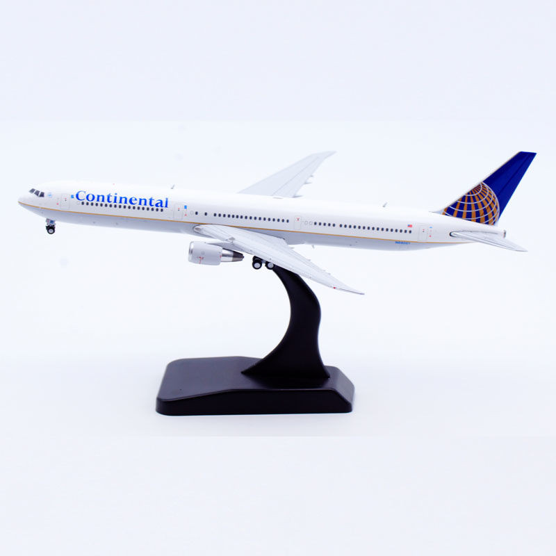 1: 400 JC Wings Alloy Airliner รุ่นแผ่นดินใหญ่ Airlines B767-400ER N66051