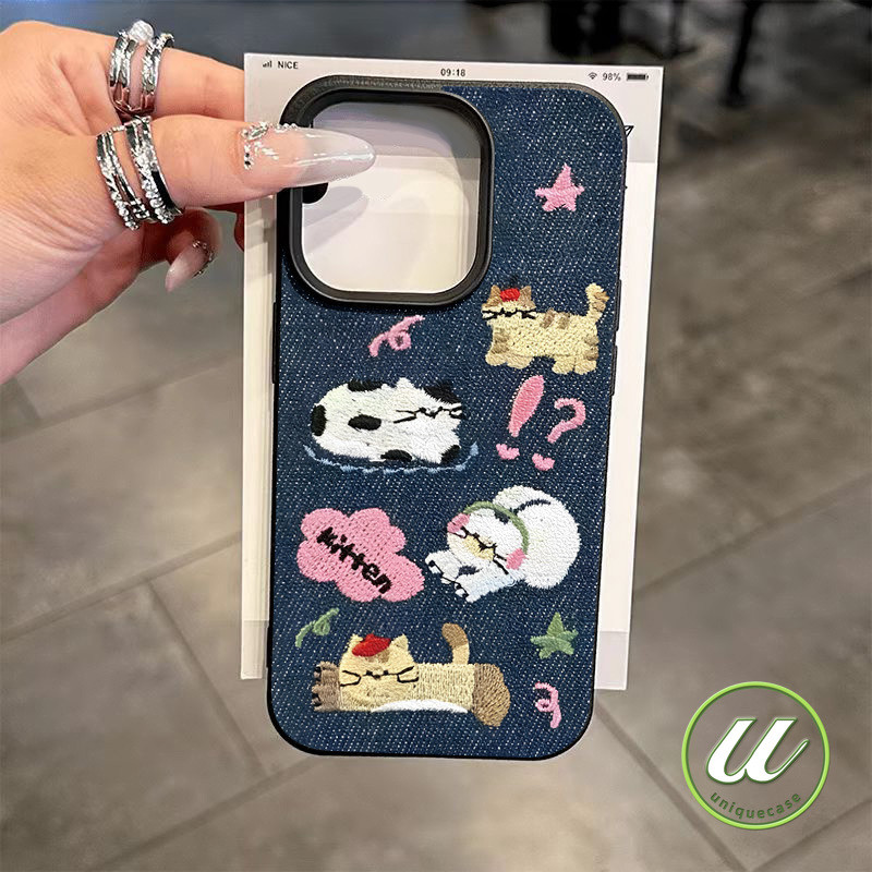 การ์ตูนลูกแมวน้อยดาวดูเดิลหนังหรูหรานุ่ม เคส IPhone 7Plus 12Pro 15 16 13 14 11 12 Pro Max XS Max X 7 8 16 14 15 Plus XR