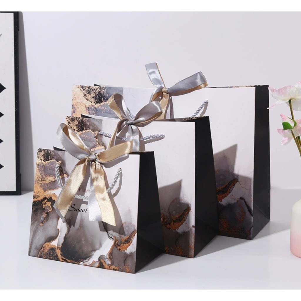 GIFT BAG BLACK MARBLE PAPERBAG GIFT GOODIE BAG HAMPERS ANNIVERSARY WEDDING