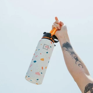 Tumbler Paracord เชือกจับ Tumbler ผู้ถือ Aquaflask เชือกแบบพกพาเชือกขวดน้ําสายคล้อง Carrier ถ้วยที่มีสีสันสําหรับ Hydro Flask12-64oz