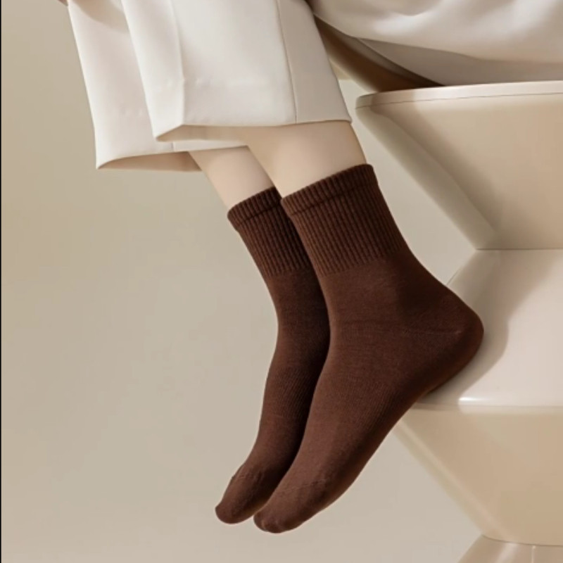 ถุงเท้ากีฬาผู้หญิงจากผ้าฝ้ายแท้ ระงับกลิ่นกาย ดูดซับเหงื่อ สไตล์ญี่ปุ่น สบาย ๆ สีขาว นุ่ม - รูปที่ 6