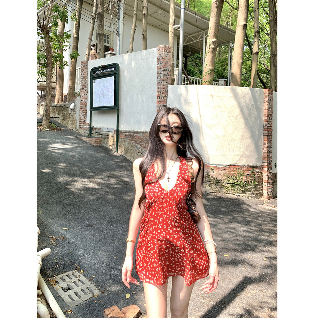 ชุดเดรสคอวีลายดอกไม้สีแดงผู้หญิงฤดูร้อนสลิมฟิตชีฟองเอวแคบ a-Line S