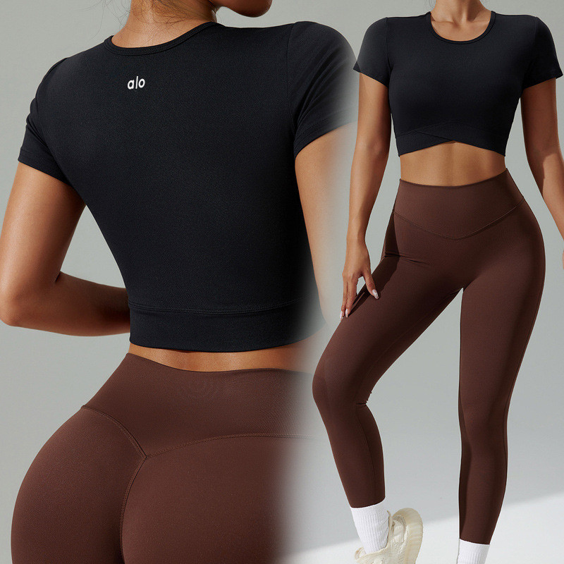 Alo Yoga เสื้อโยคะเปิดสะดือเซ็กซี่ ผู้หญิง คอกลม ฤดูร้อน ยืดหยุ่น-ระบายอากาศ เสื้อกีฬาสั้น