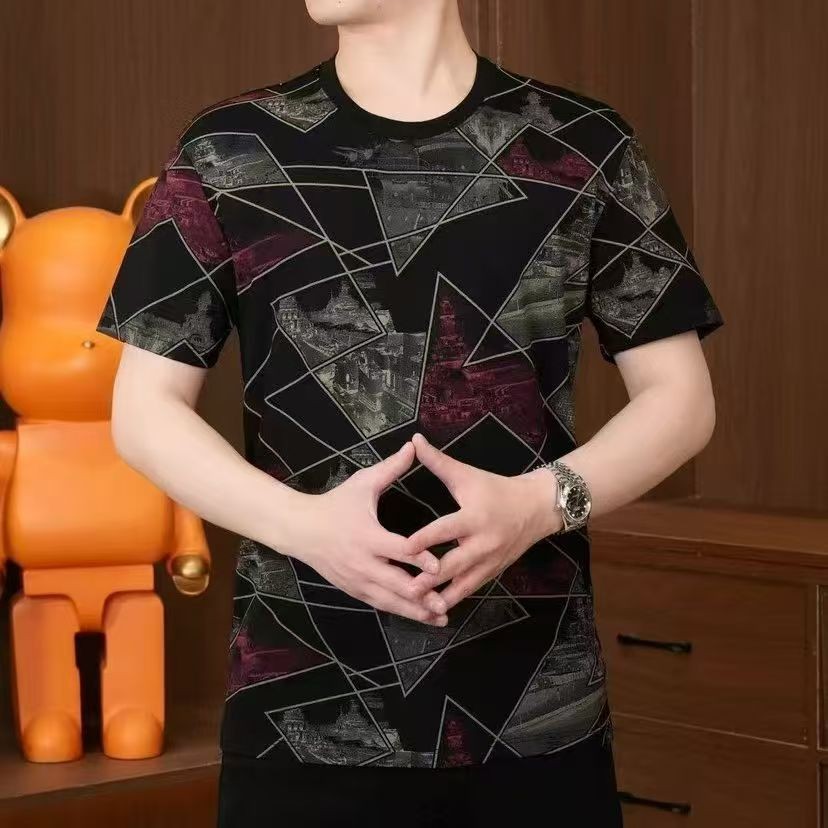 เสื้อยืดแขนสั้นผู้ชาย Top25.6.3 Picking up wain รั่ว~ผ้าไหมน้ําแข็งพิมพ์เสื้อผ้าผู้ชายทันสมัย 2025cj