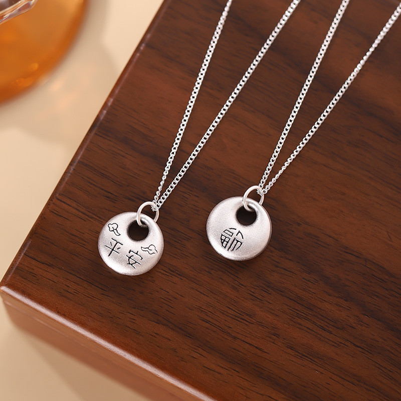 [ของขวัญที่ดีที่สุด] S999 เงินสเตอร์ลิง Ping An Xi Le Pang Fu สร้อยคอ การออกแบบเฉพาะของผู้หญิงสไตล์จ