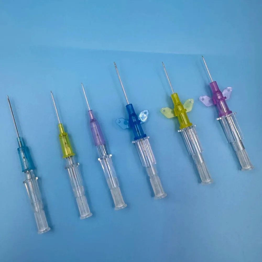 20ชิ้นทิ้งสุนัขแมว ฉัน. วี. Cannula สัตว์ Catheter สัตว์เลี้ยง Catheters พร้อมหมวก Heparin 22G 24G 2