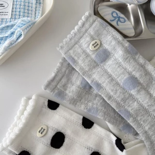 สไตล์ญี่ปุ่นเชื้อราขอบบางสไตล์ Polka Dot ลายถุงเท้ากลางหลอด Simple Sweet All-Match