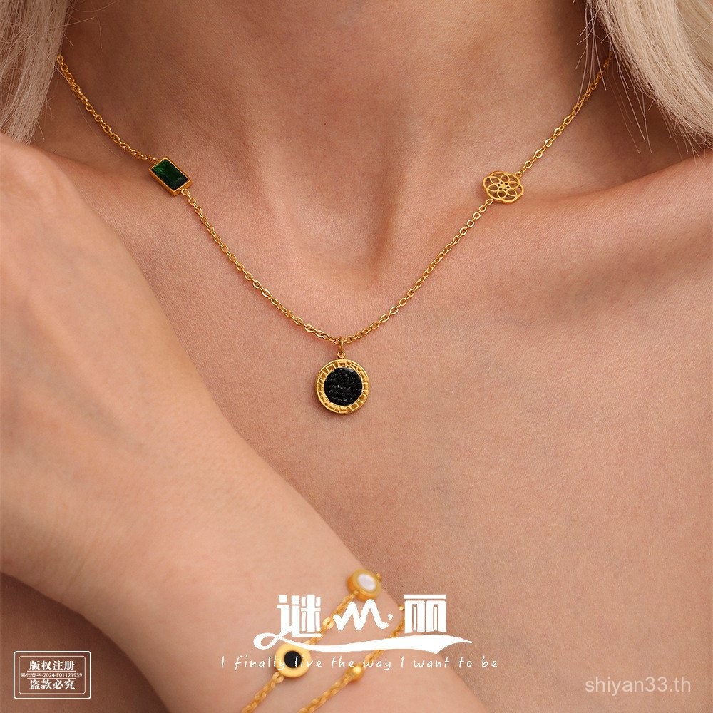 สร้อยคอและสร้อยข้อมือตัวเลขโรมันรัก Mili English สีดำและขาว สร้อยคอเปลือกหอย สแตนเลสเคลือบ 18k SGF8