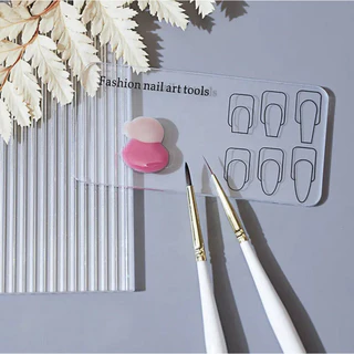 ( แผ่นอะคริลิค ฝึกทำเล็บ) 💅จานสี พร้อมพิมท์รูปเล็บ 6รูปทรง สําหรับฝึกเพ้นท์เล็บ / อุปกรณ์ทำเล็บ