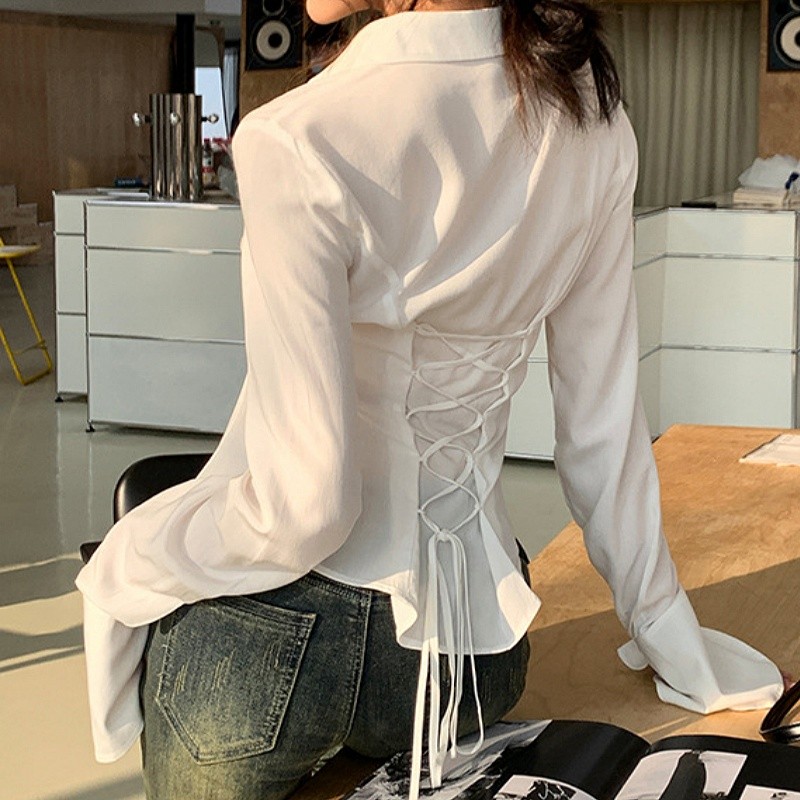 Suysuy พร้อมส่ง เสื้อเชิ้ต แขนยาว คอปก ชายแต่งเว้า รุ่นติดกระดุม มีสายผูกคาดหลัง มัดแล้วหุ่นสวยมาก ผ้าคอตตอน - รูปที่ 4