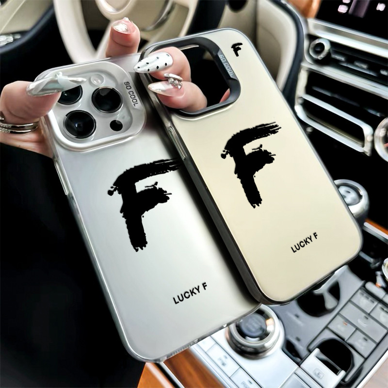 สต๊อกไทย เคสสำหรับไอโฟน16 ตัวอักษรFเอฟ แฟขั่น ป้องกันมือถือ for IPhone 13 12 7Plus 14 15 11 16Pro MA