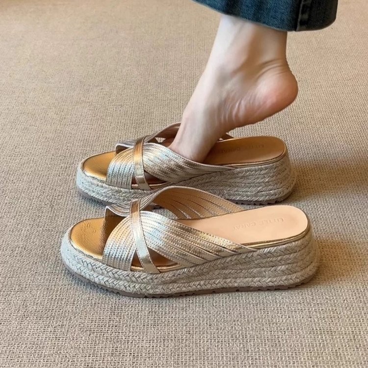 รองเท้าส้นสูงหนา Soled PU Rubber Soft-Soled Slip-On