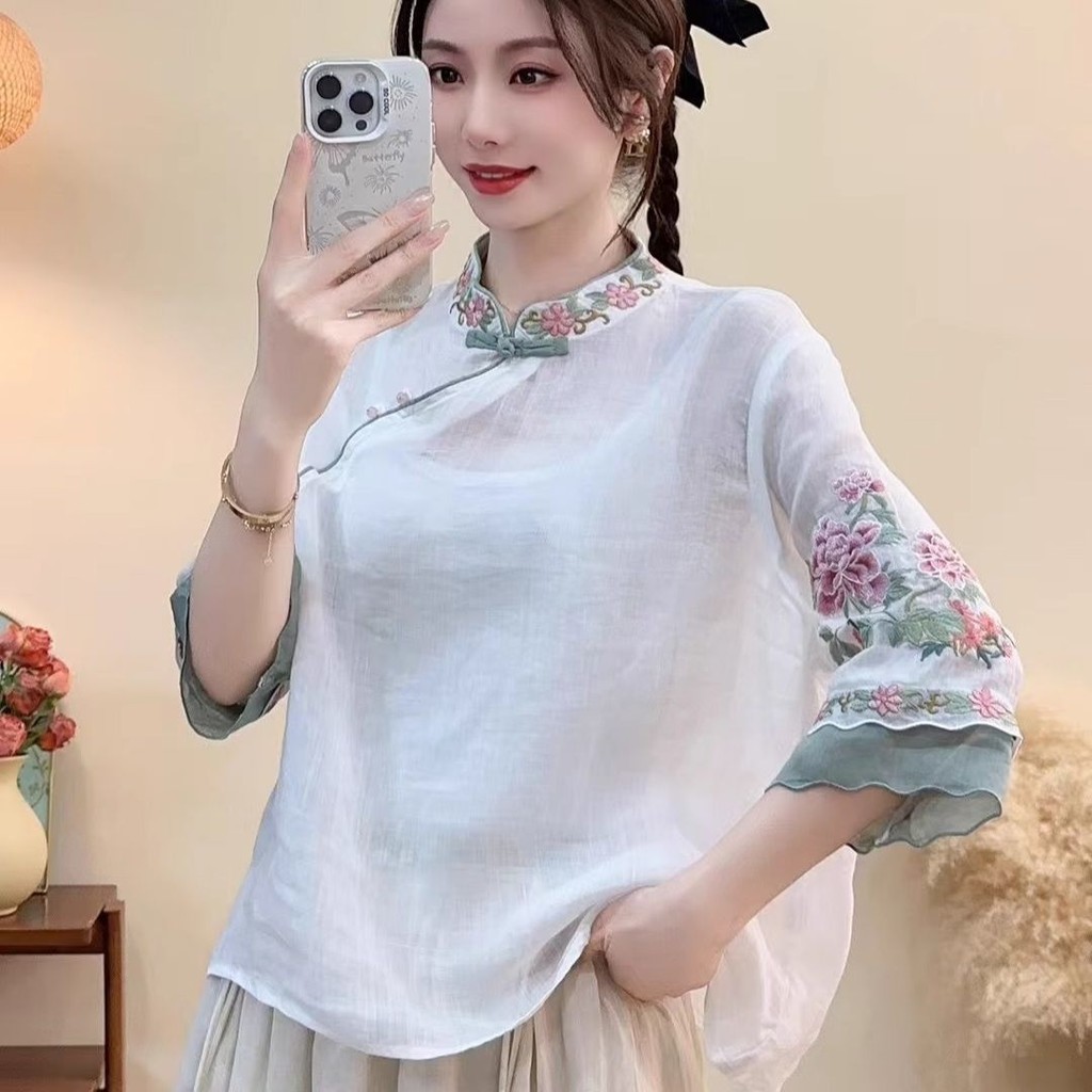 ใหม่สไตล์จีนฤดูร้อนสไตล์ใหม่สไตล์ชาติพันธุ์ย้อนยุคยืนขึ้นปกปุ่มผ้าฝ้ายผ้าลินินเสื้อผู้หญิงแฟชั่นที่เรียบง่ายสบายหลวมทุกการแข่งขันในแนวทแยงเย็บปักถักร้อยสี แม่
