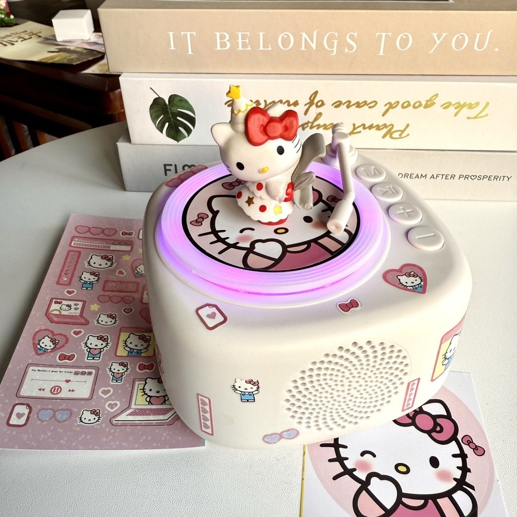 【ส่งฟรี】ลำโพงบลูทูธ Hello Kitty - ​บันทึกเสียงได้ ไฟบรรยากาศ**​ แผ่นเสียงน่ารัก