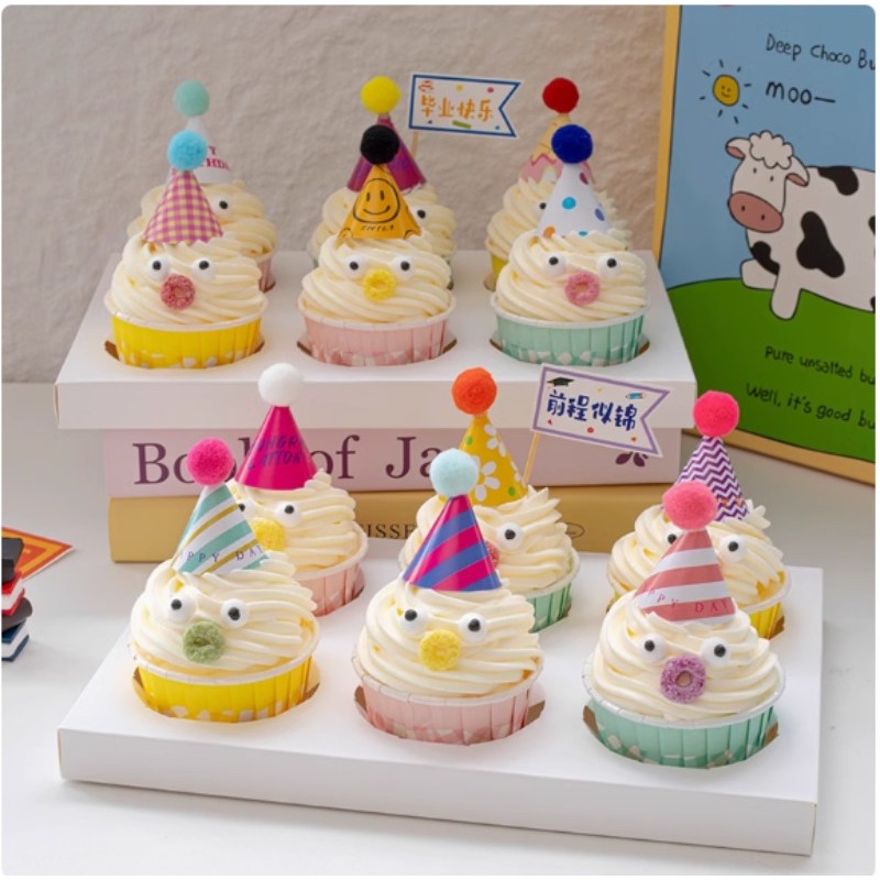 15 ชิ้นสไตล์เกาหลีน่ารักคัพเค้กตกแต่ง ins หมวกมินิเฟอร์บอลสีสันสดใสตลกคัพเค้กปลั๊กอิน