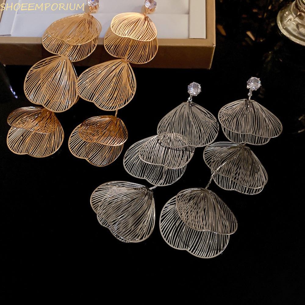 SHOEEMPORIUM ดอกไม้ยาวแขวนต่างหู Retro กลีบต่างหู โลหะโรแมนติกหรูหราอินเทรนด์ Ginkgo Leaf Hollow ต่างหู