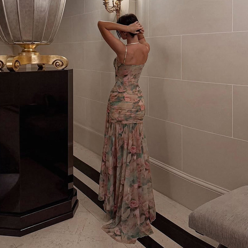 Cutenew พิมพ์ Halter เดรสปิดไหล่ Cleavage ไม่สม่ําเสมอ Patchwork รูปเอว Ruched ด้านข้าง Slit ผู้หญิงแฟชั่นลําลองเซ็กซี่สไตล์อเมริกัน - รูปที่ 5