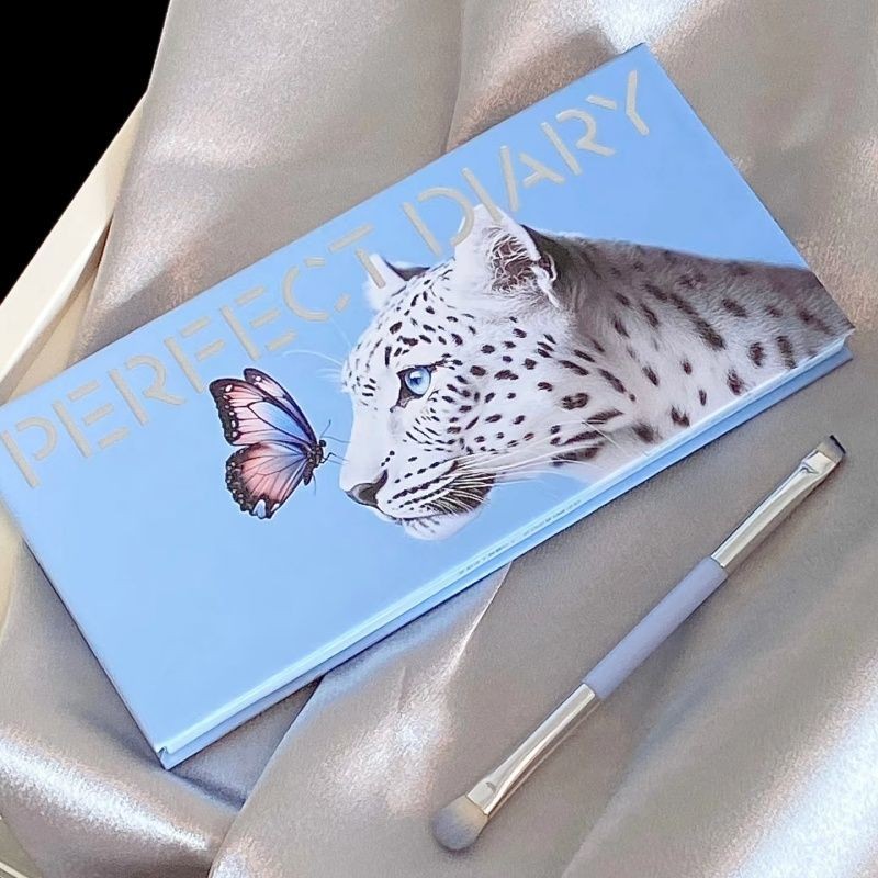 Perfect Diary อายแชโดว์สัตว์ผีเสื้อ Snow Leopard Palette 12 สีทุกวันฤดูใบไม้ผลิฤดูร้อน All-Match Matte Pearl Blue เครื่องสําอางแต่งหน้าความงาม
