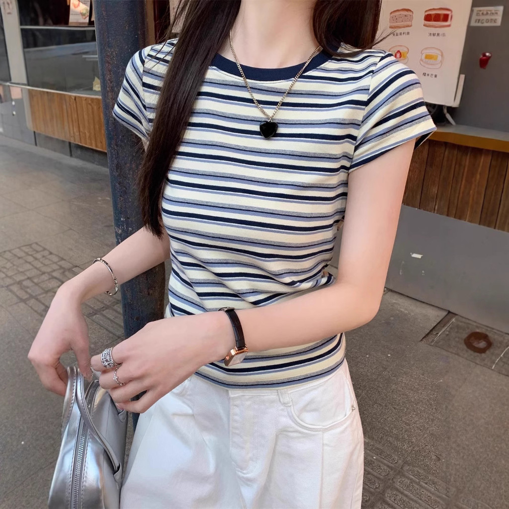 SUXI ใหม่ เสื้อยืด คอกลม แขนสั้น ลายทาง สีพื้น แฟชั่นสําหรับผู้หญิง