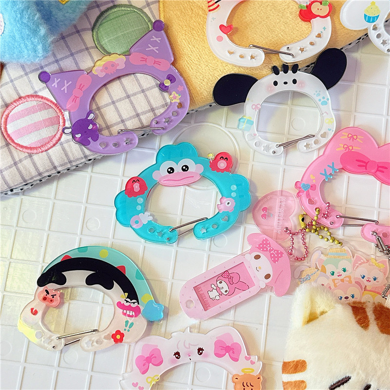 Sanrio การ์ตูน Carabiner พวงกุญแจอะคริลิคหัวเข็มขัดตุ๊กตาตุ๊กตา DIY จี้