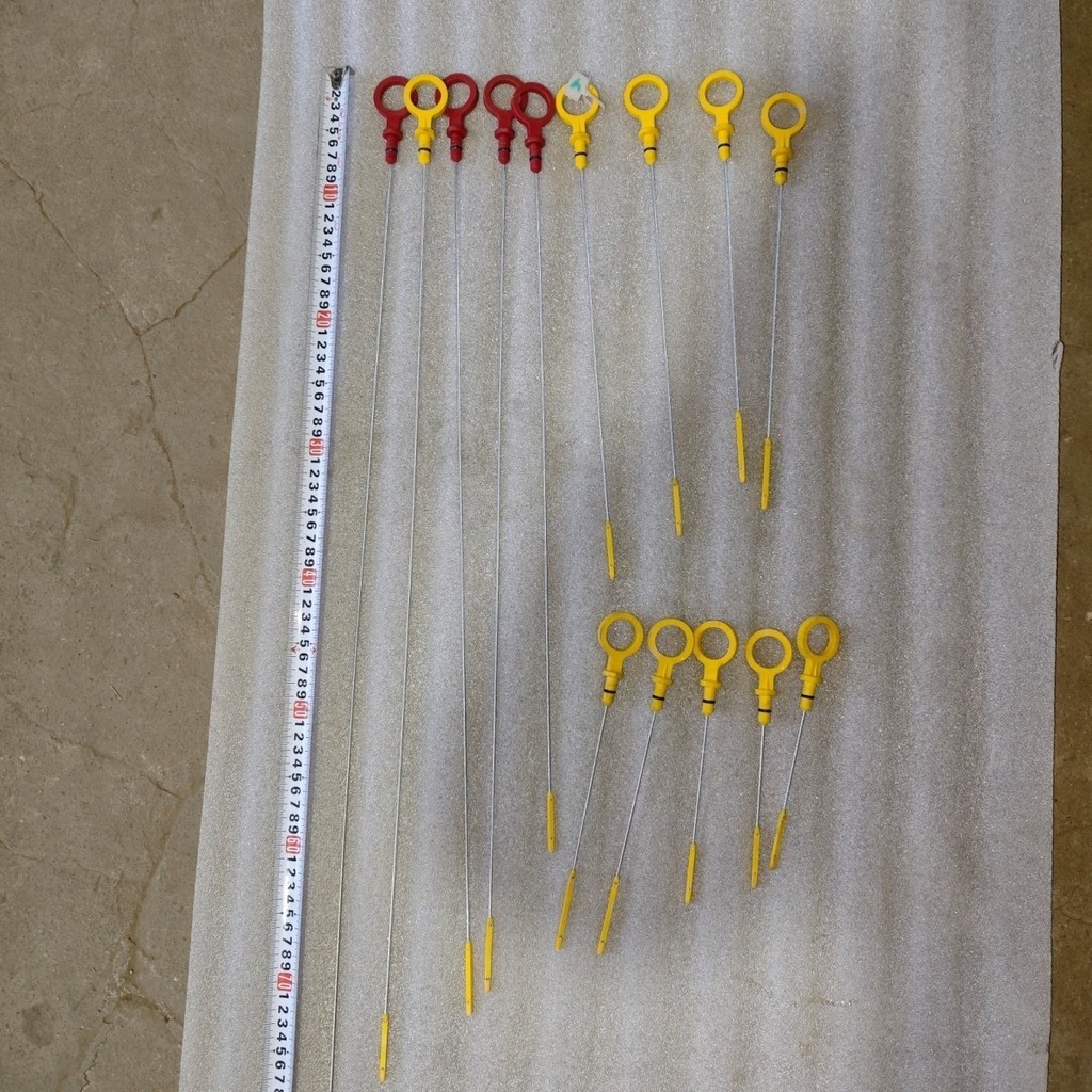 ไม้บรรทัดน้ำมัน Yuchai ไม้บรรทัดน้ำมันเครื่องยนต์ดีเซล Yuchai ชิ้นส่วนที่เข้ากันได้ของ Yuchai สามารถ