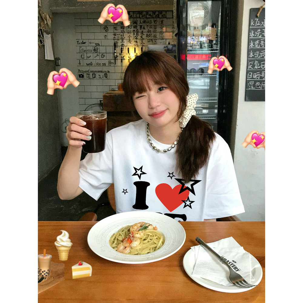 【ส่งจากไทย】เ❤️💖สื้อยืดคอกลมแขนสั้นพิมพ์ลายหัวใจสุดเทรนด์สำหรับผู้หญิง ดีไซน์ฤดูร้อน แขนสั้น