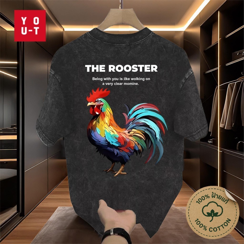Y-T🐓เสื้อยืดชาย สวมใส่สบาย ทรงหลวม เสื้อยืดแขนสั้น ultrasoft ไม่หดตัว ผ้าฝ้าย100% ลาย "THE ROOSTER" สไตล์เกาหลี