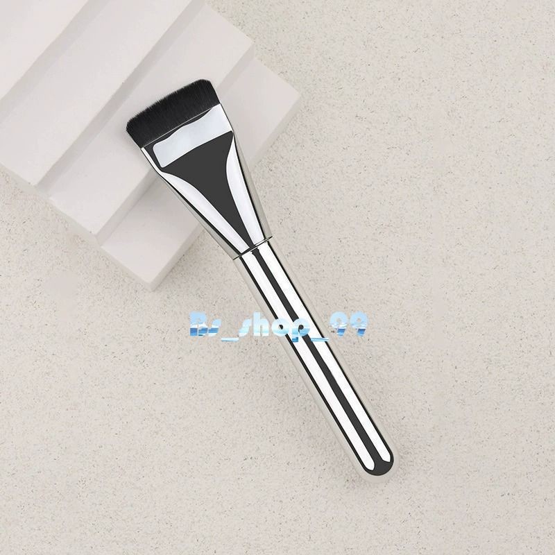 พร้อมส่ง แปรงแต่งหน้ามาใหม่ แปรงเกลี่ยรองพื้น ราคาไม่แพง น้ำหนักเบา ทรงสวย