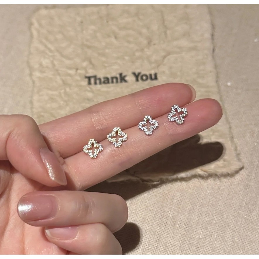 ต่างหูดอกไม้แฟชั่น เครื่องประดับผู้หญิง ตุ้มหู พร้อมส่ง