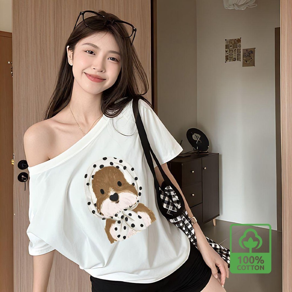 TeeTwoOneเสื้อปาดไหล่  เสือใส่สบาย Oversize  สื้อโชว์ไหล่ เหมาะสำหรับฤดูร้อน มี 4ไซส์ “Headscarf Dog” เสื้อสาวอวบ