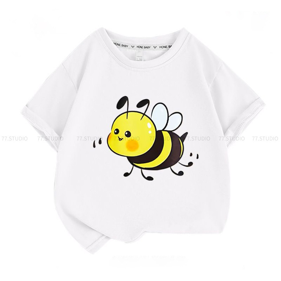 COD (กรุงเทพจัดส่งสินค้า)เสื้อยืดเด็กแขนสั้นสีขาวพิมพ์ลายผึ้ง ผ้าฝ้าย 100% เสื้อผ้าเด็กน่ารัก ใส่สบาย