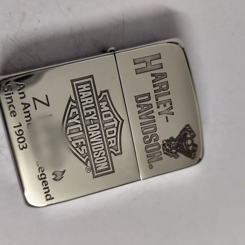 Zippo Zippo 1941 เครื่องเปลือกขาวทองแดงห้าด้านแกะสลักอย่างประณีตโล่ฮาร์เลย์, ของขวัญแฟนอาวุโส