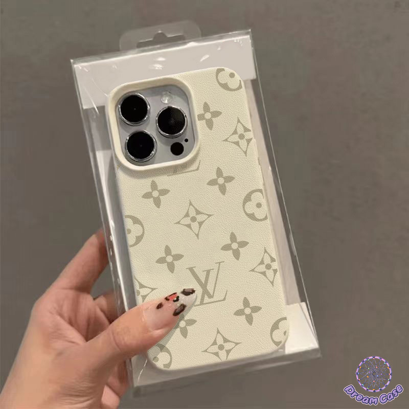 ป้ายชื่อแบรนด์แฟชั่นพิมพ์ลักษณะหรูหราพื้นผิวหนังนุ่ม เคส IPhone 11 16 15 13 12 14 Pro Max 16 8 7 14 15 Plus XR X XS Max