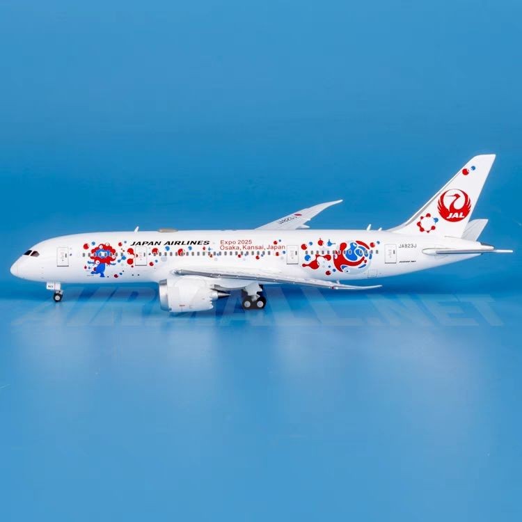 :: JC Wings SA4050 Nikko B787-8 JA823J World Expo 1: 400