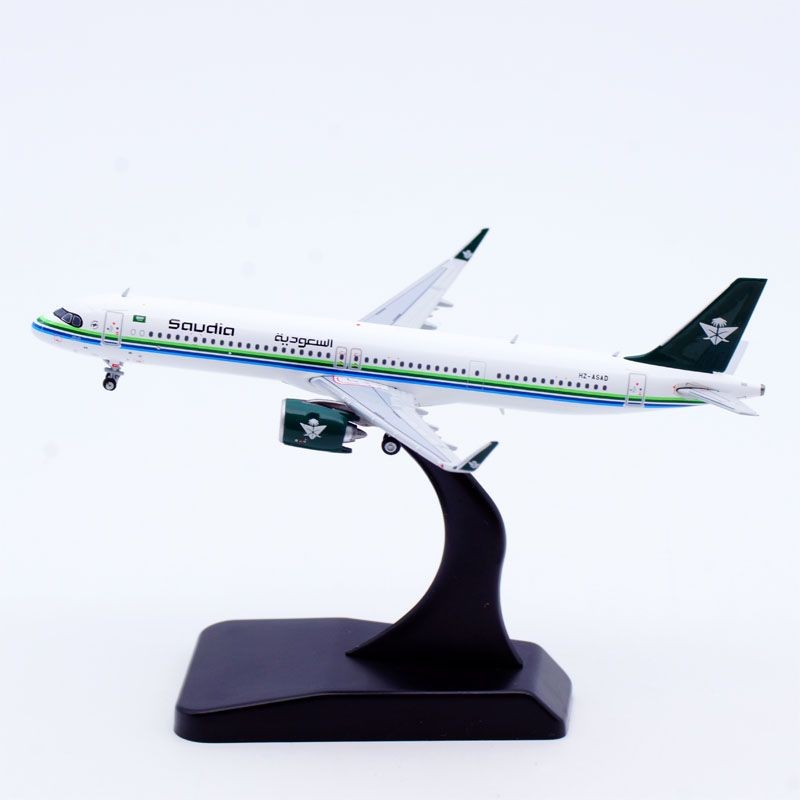 1: 400 Jcwings Alloy Airliner รุ่น Saudi Arabian Airlines A321NEO HZ-ASAD