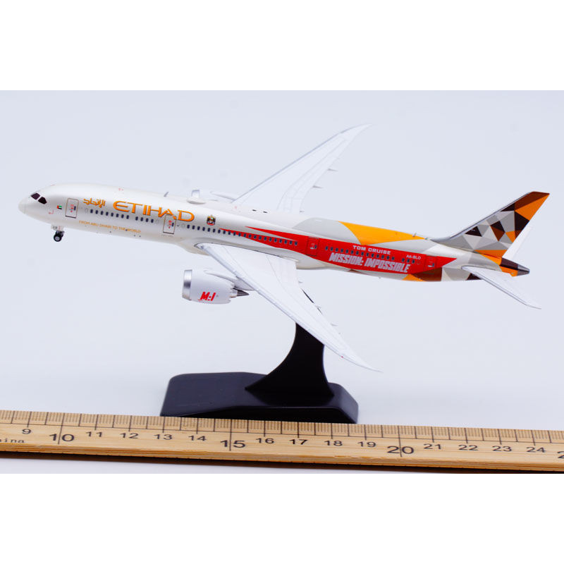 1: 400 JC Wings Alloy Passenger Airliner รุ่น Attihad Airlines B787-9 A6-BLO