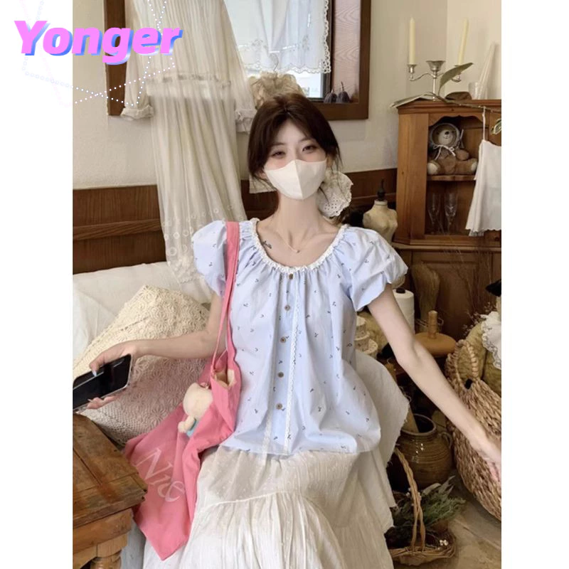 เสื้อเชิ้ตแขนสั้นผู้หญิงผ้าลูกไม้ลายดอกไม้แขนพัฟ