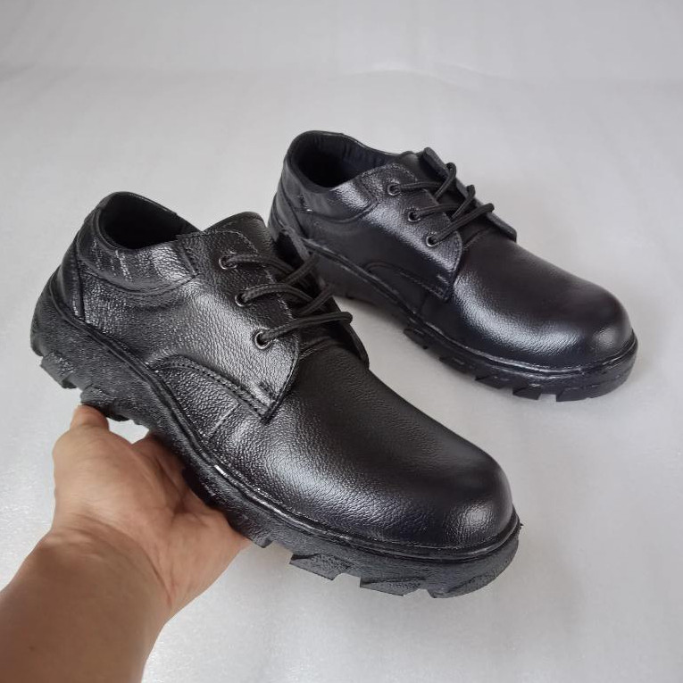 D9 Mens Roader Rubber sole Steel Toe safety Shoes