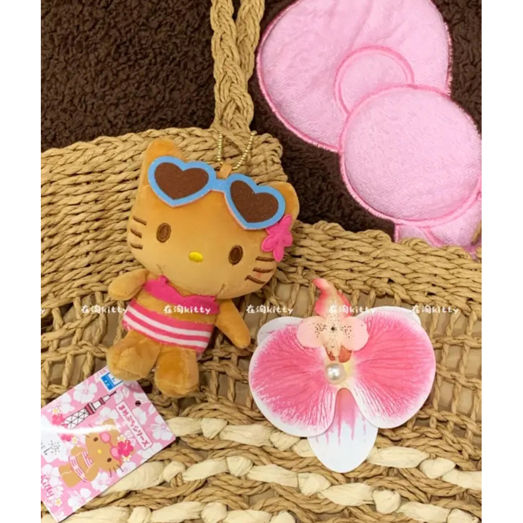 น่ารักหนังสีดําขนาดใหญ่แว่นกันแดดชุดว่ายน้ําHello Kittyกระเป๋าจี้ตุ๊กตากระเป๋านักเรียนจี้จี้