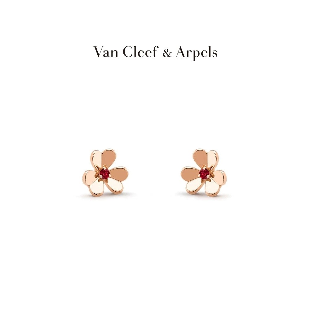 VAN CLEEF & ARPELS ต่างหู Frivole Series แบบ Clover จาก VCA18K Rose Gold และทับทิม หรูหราและแฟชั่น
