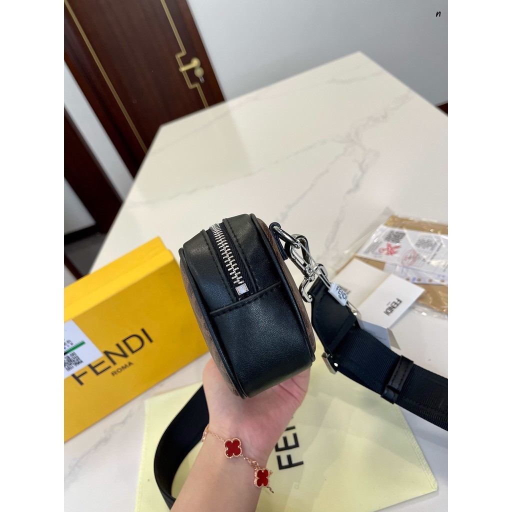 กระเป๋ากล้อง Milan New Style Special Order PC with Cowhide 905m Model: 7M0A