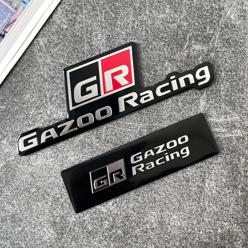 2 PCS Toyota GR Badge สติกเกอร์รถ 3D อลูมิเนียมโลหะโลโก้รถอุปกรณ์เสริมสําหรับ Toyota GR กีฬา Gazoo Racing C-HR RAV4 Mirai Avensis Prado Prius Auto Racing VIOS